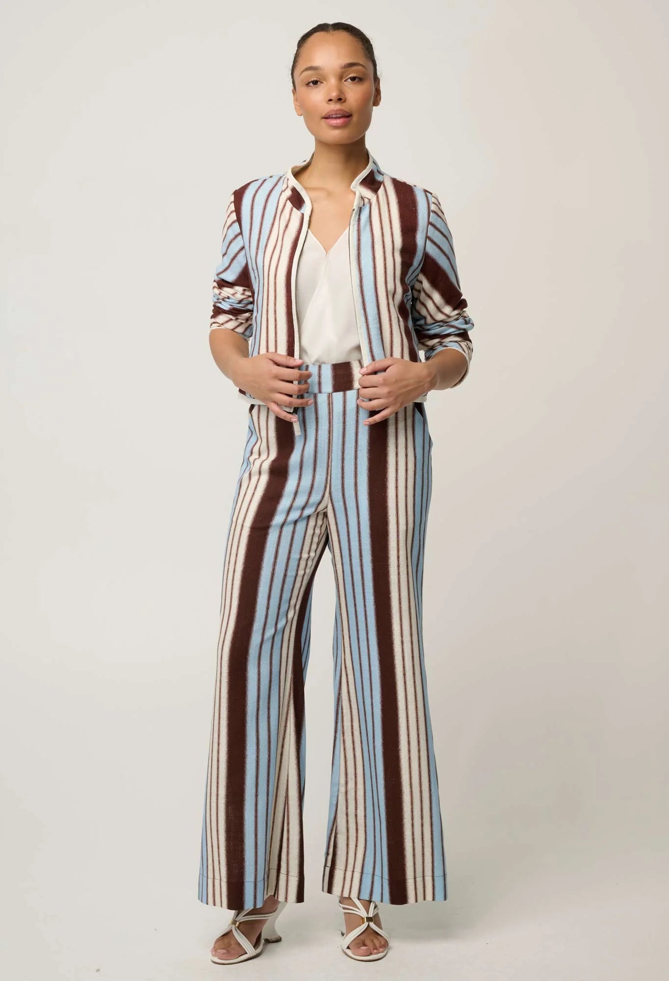 DELRAY REVERSIBLE LINEN VISCOSE JACKET in Nautilus Bloom + Iridescent Stripe from Oncewas