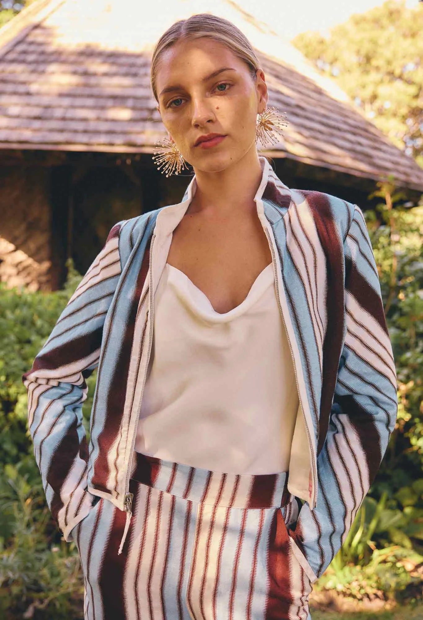 DELRAY REVERSIBLE LINEN VISCOSE JACKET in Nautilus Bloom + Iridescent Stripe from Oncewas
