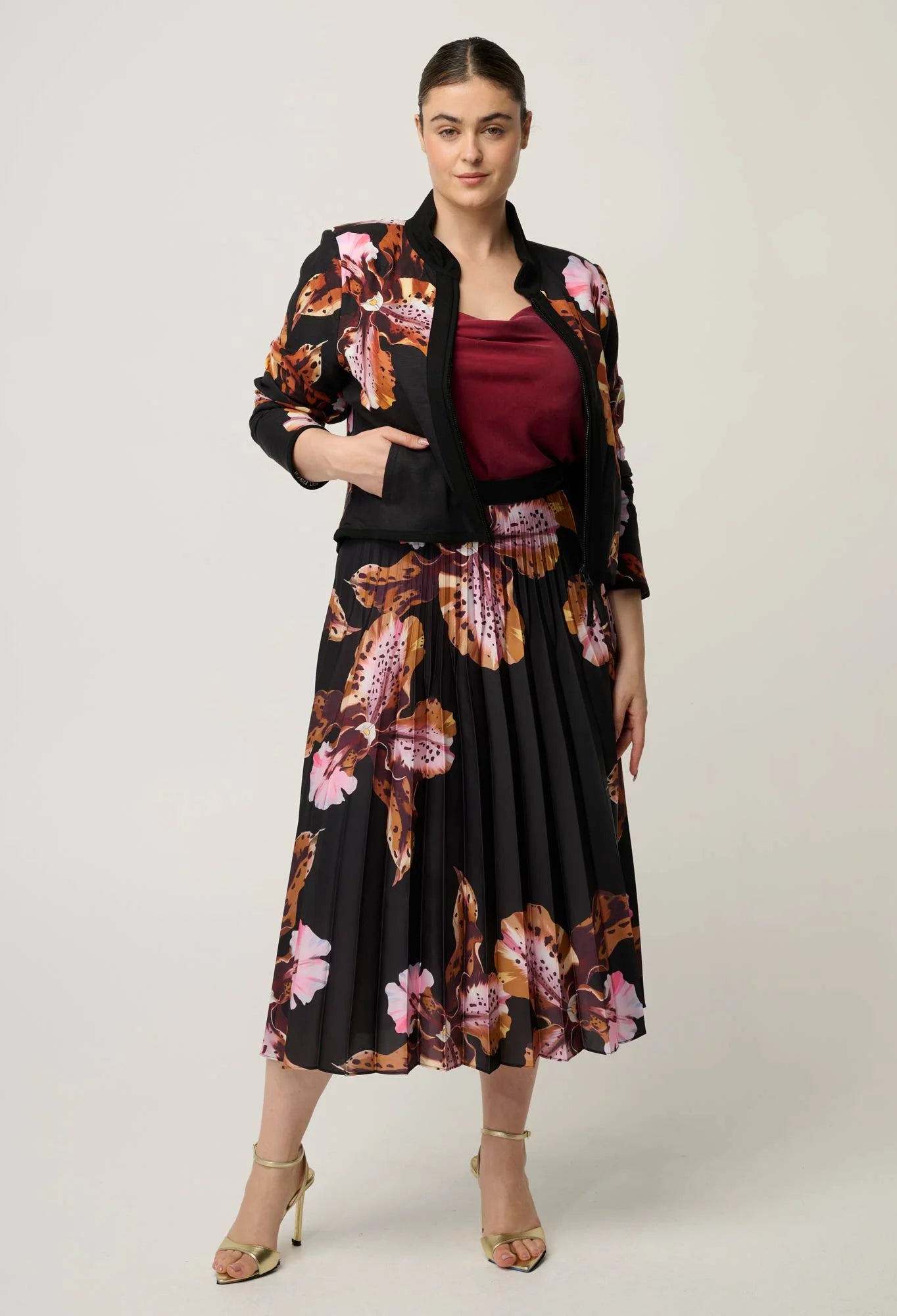 DELRAY REVERSIBLE LINEN VISCOSE JACKET in Sunset Orchid + Noir Orchid