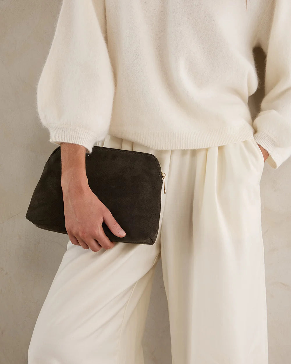 OAKLEIGH POUCH in Khaki by Elms + King