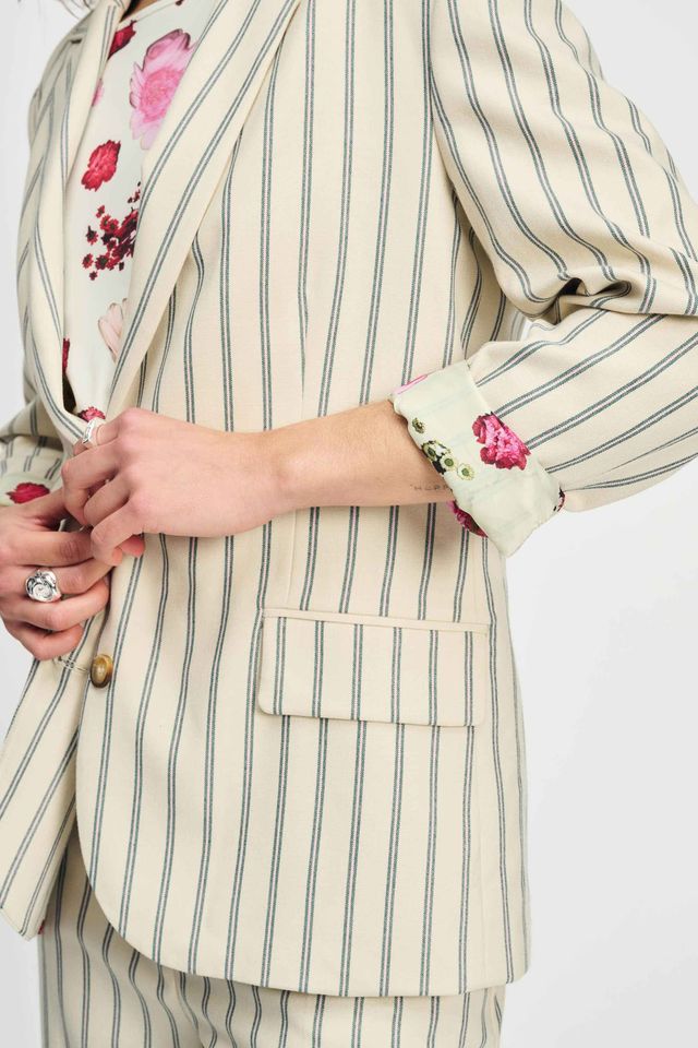 POM BLAZER | Striped Cream