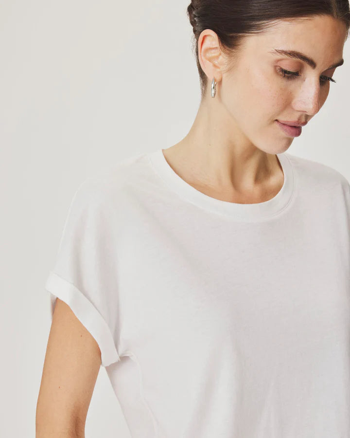 SKYE SHORT SLEEVE TEE in White by Splendid