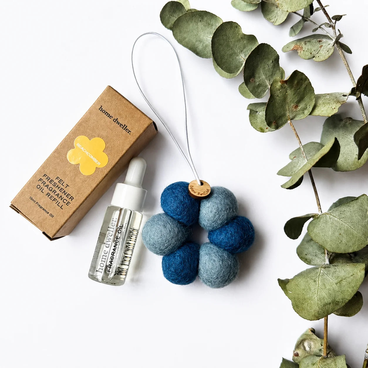 SCENTED YOUR WAY FELT FRESHENERS in Blue Wreath by Home Dwellers