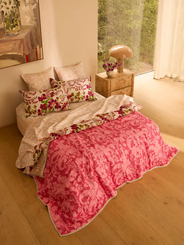 DAISY BUFF QUILTED THROW in Petal Pink from Bonnie and Neil