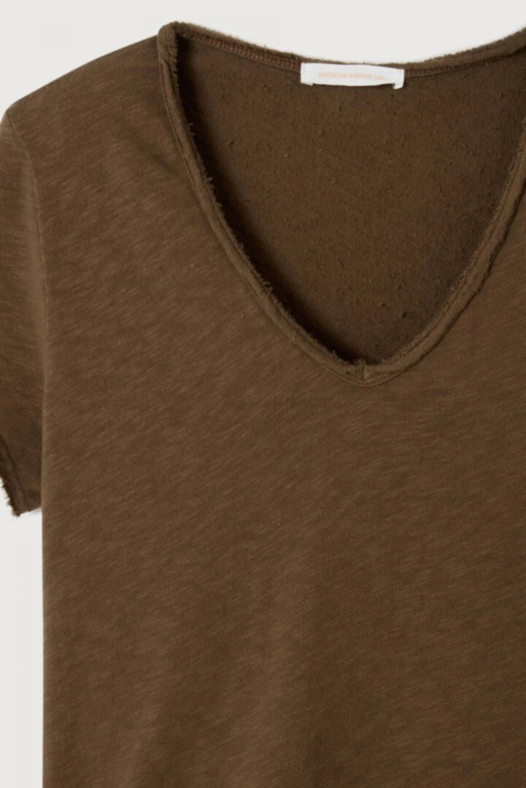 SONOMA SHORT SLEEVE V NECK TEE SON02AG in Vintage Chestnut by American Vintage
