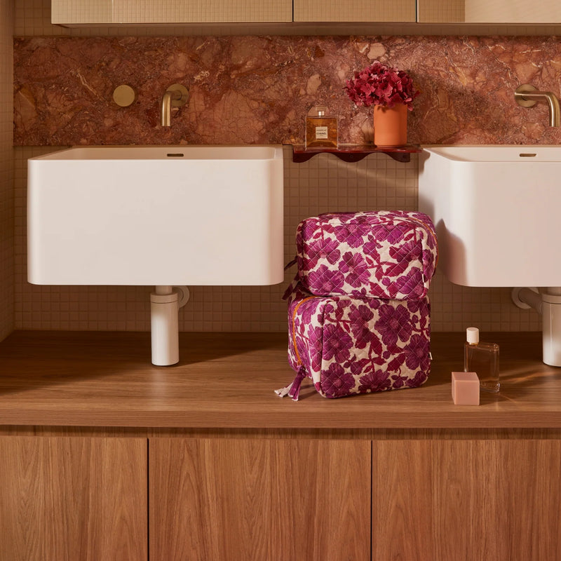 TOILETRY BAG in Leon Lilac from Bonnie and Neil