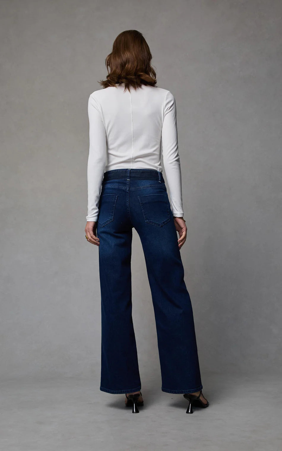 MOLLY MID RISE STRAIGHT LEG JEAN | Indigo - Darling & Domain