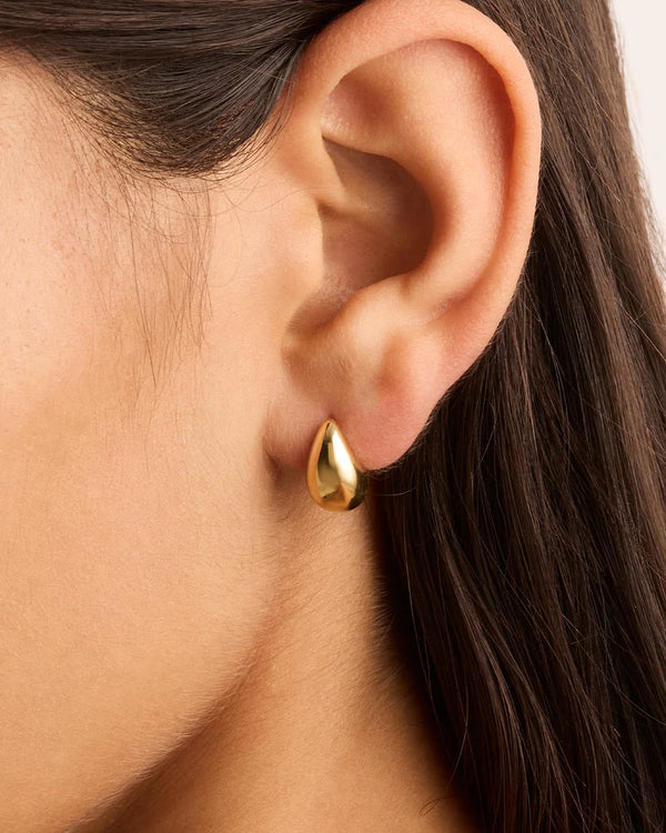 MADE OF MAGIC SMALL EARRINGS in 18k Gold Vermeil from By Charlotte