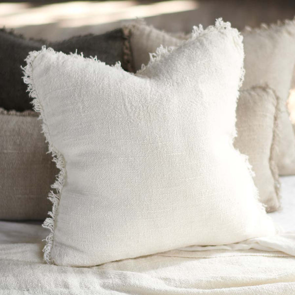 BEDOUIN LINEN CUSHION | Ivory