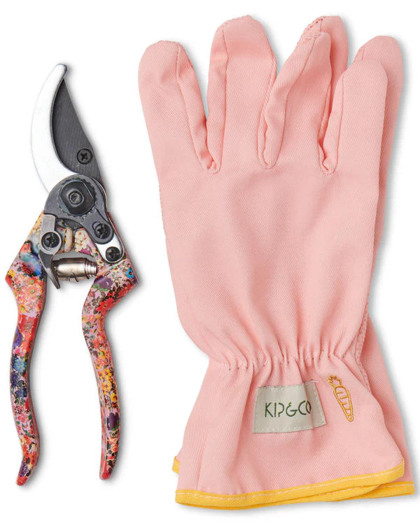 GARDEN SECATEURS + GLOVES SET in Forever Floral Lilac from the amazing range of Kip & Co