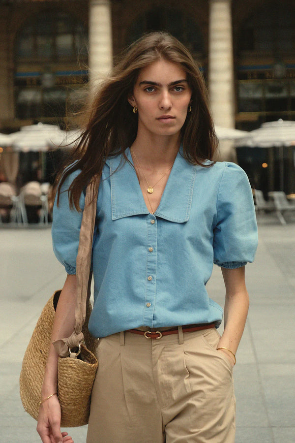 ANNYCK CHAMBRAY TOP | Light Blue