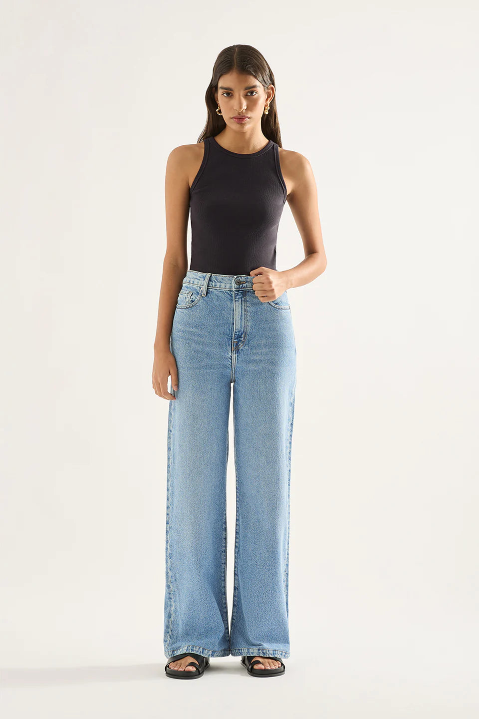 ELLIE HIGH RISE WIDE LEG JEAN | Era Blue - Darling & Domain