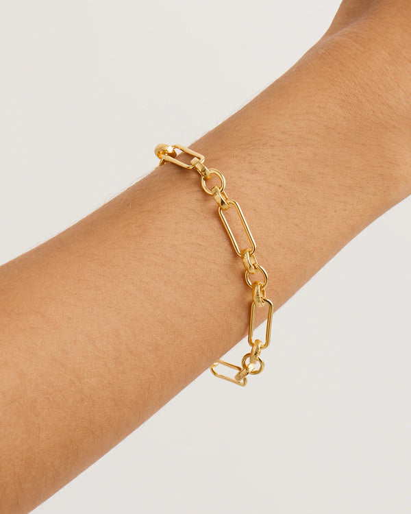 SHIELD BRACELET | 18K Gold Vermeil