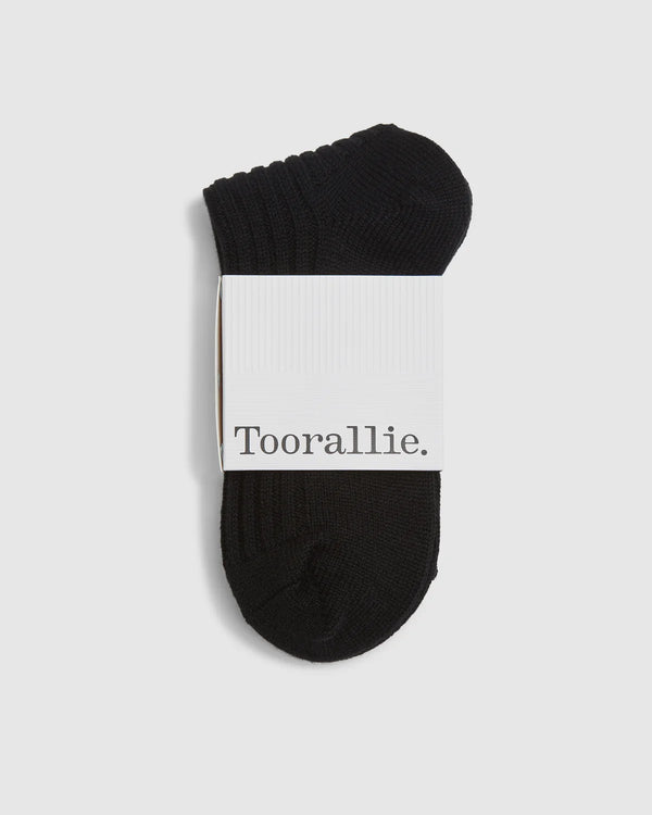 RIBBED MERINO SOCKS | Black