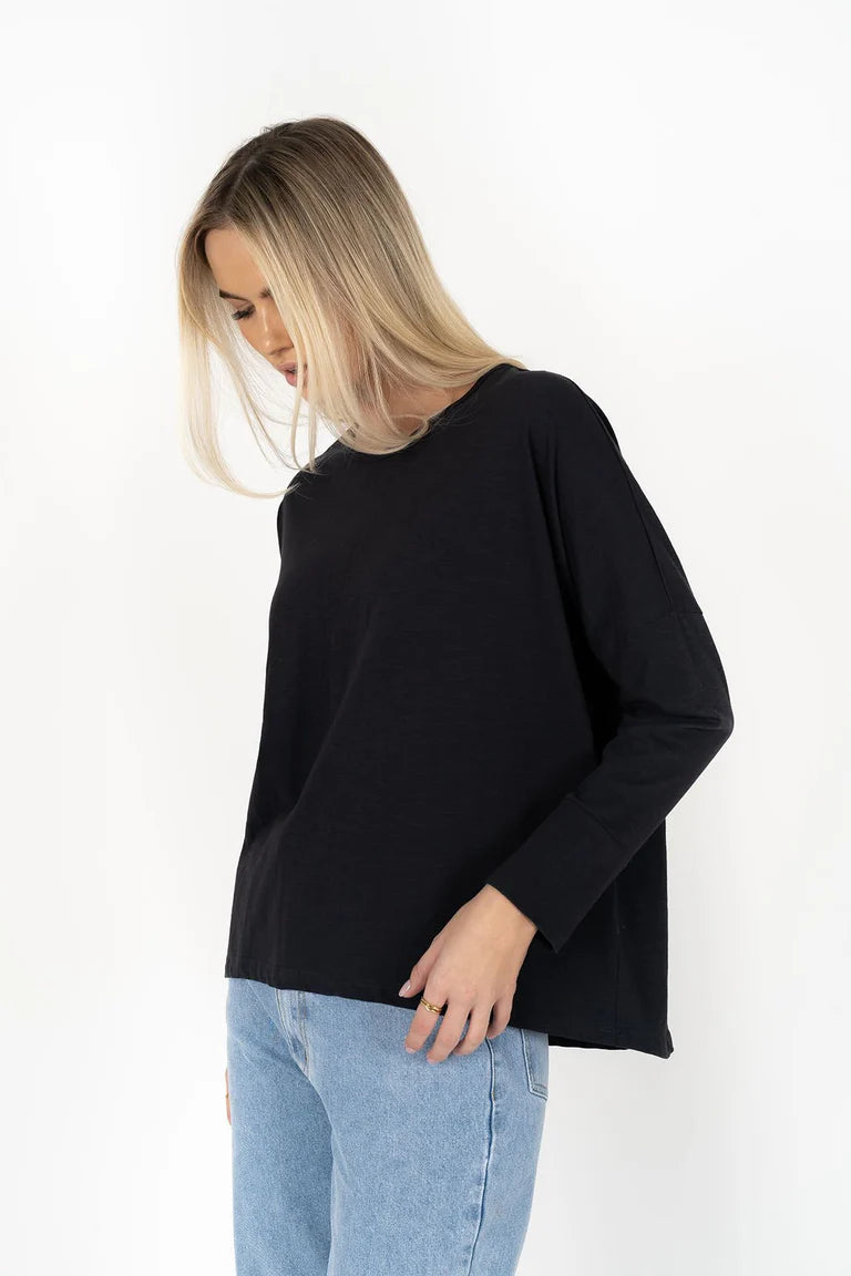 DIPPY LONG SLEEVE TEE in Slate by Humidity Lifestyle